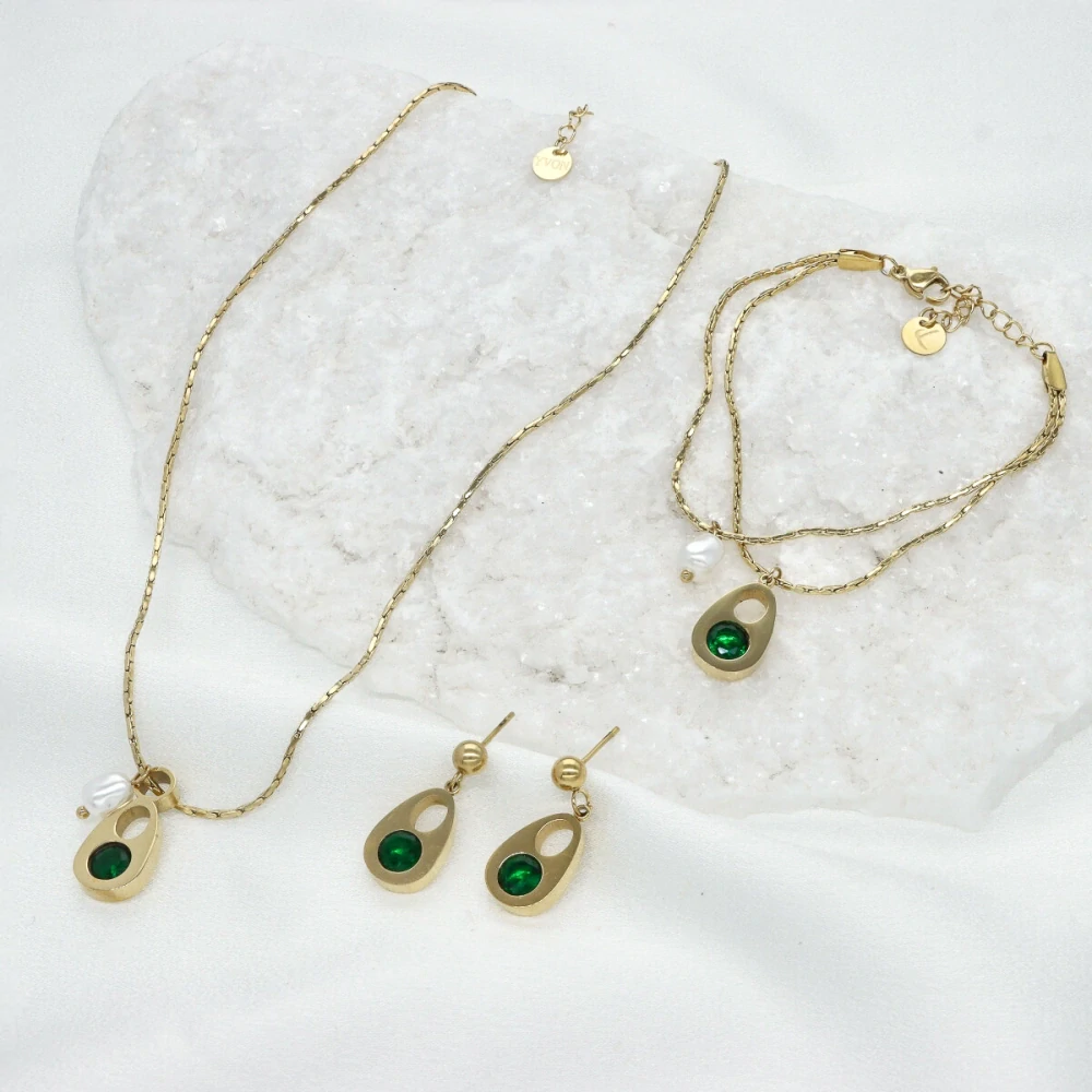 Náhrdelník z nerezové oceli N99324