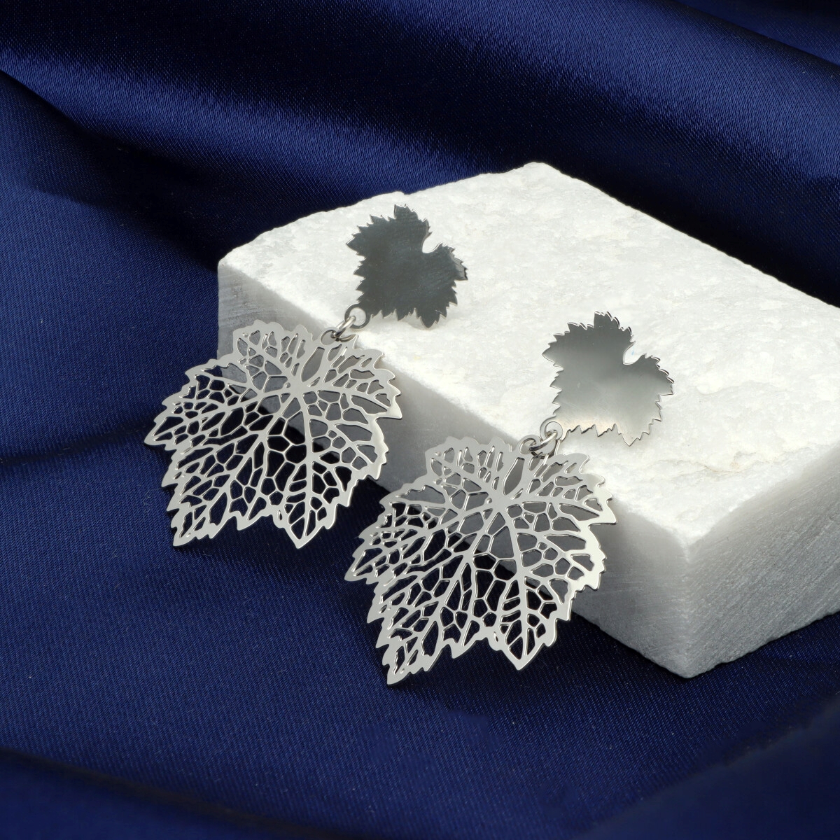 Nerezové náušnice E98543s