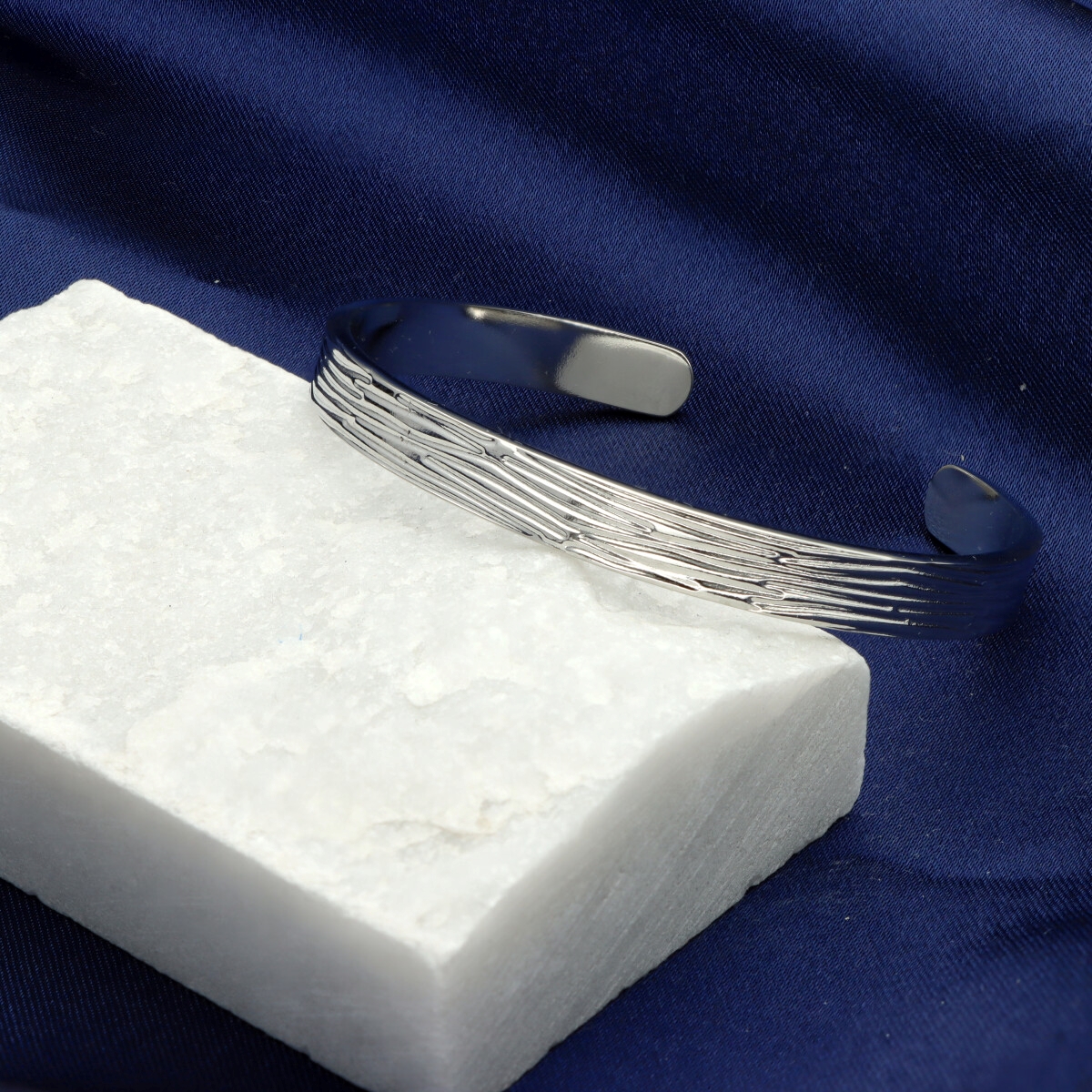 Náramek z nerezové oceli B98548s