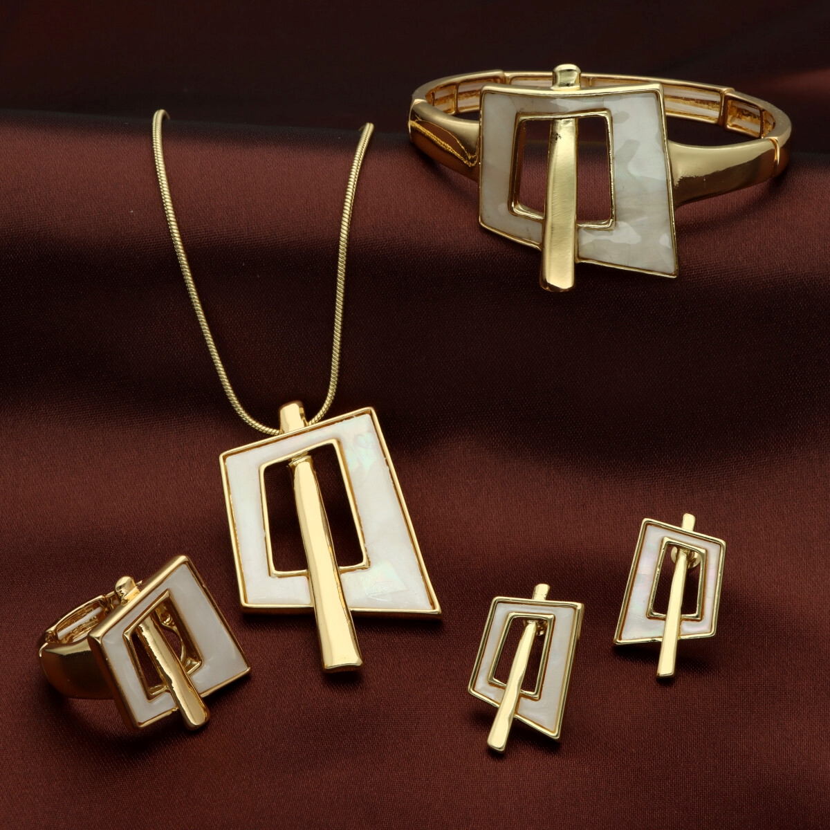 Náhrdelník ANTIGONE N97435