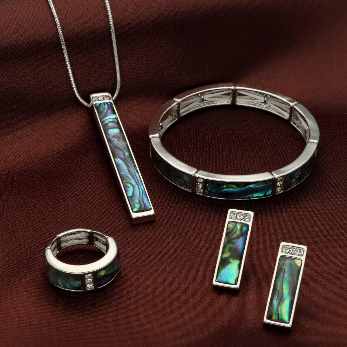 Náhrdelník CAMILLA N97439