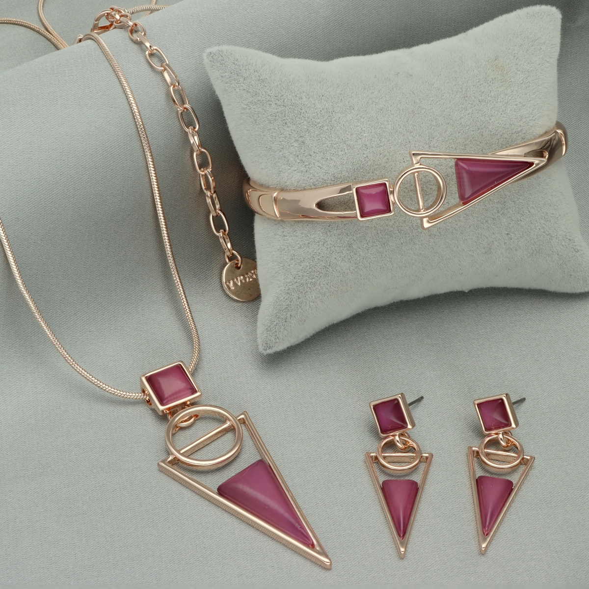 Náhrdelník s křemenem N99413