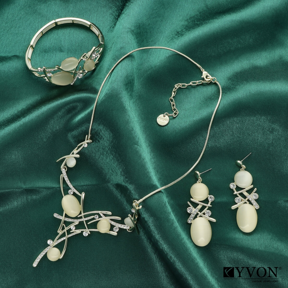 Náušnice s křemenem E00510