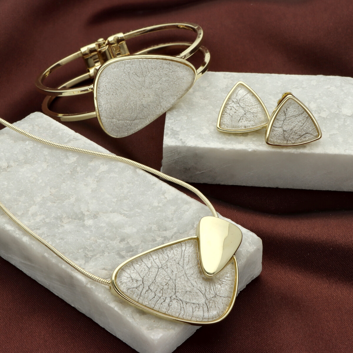 Náhrdelník TRINOVA N97552