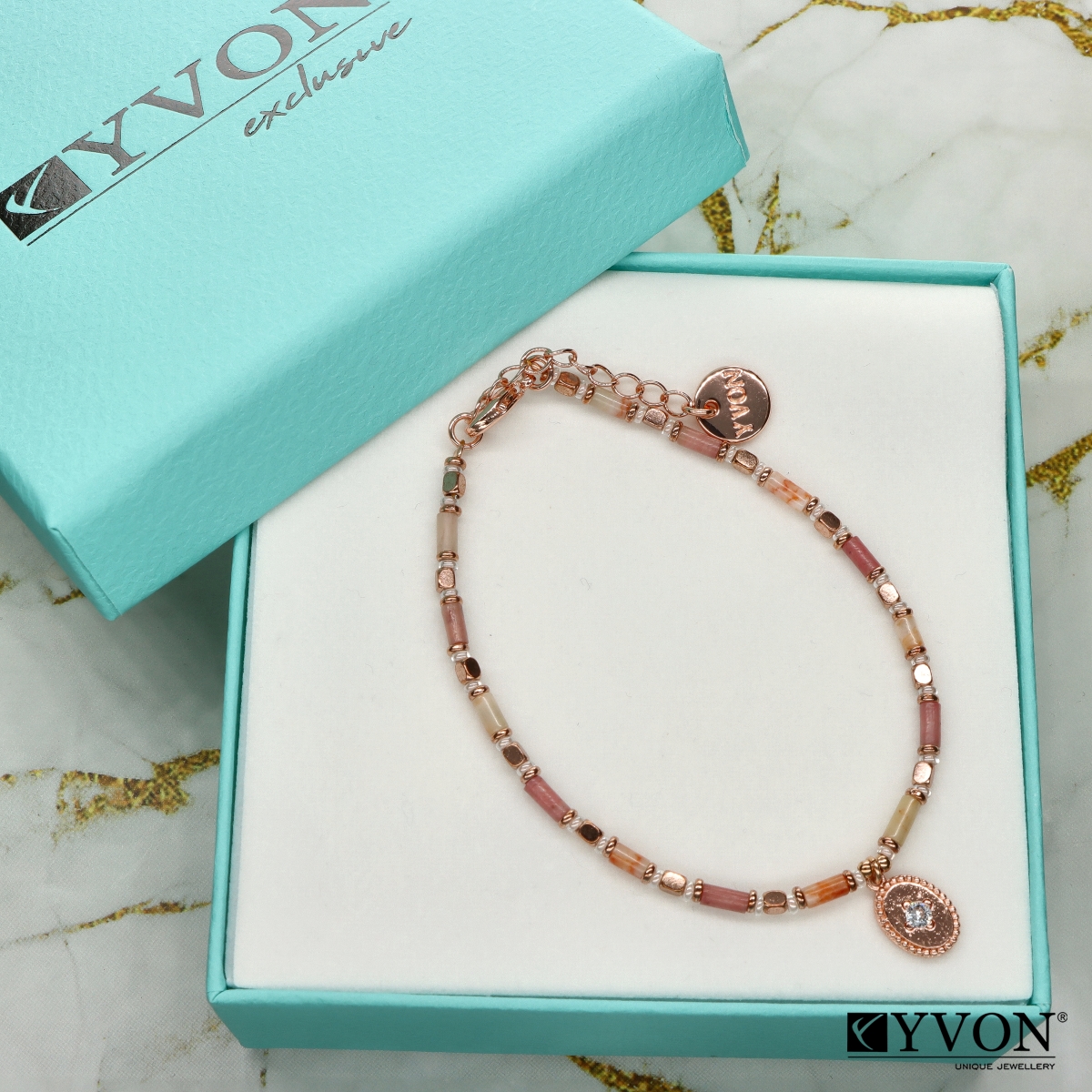 Pozlacený náramek s rodochrozity B00205