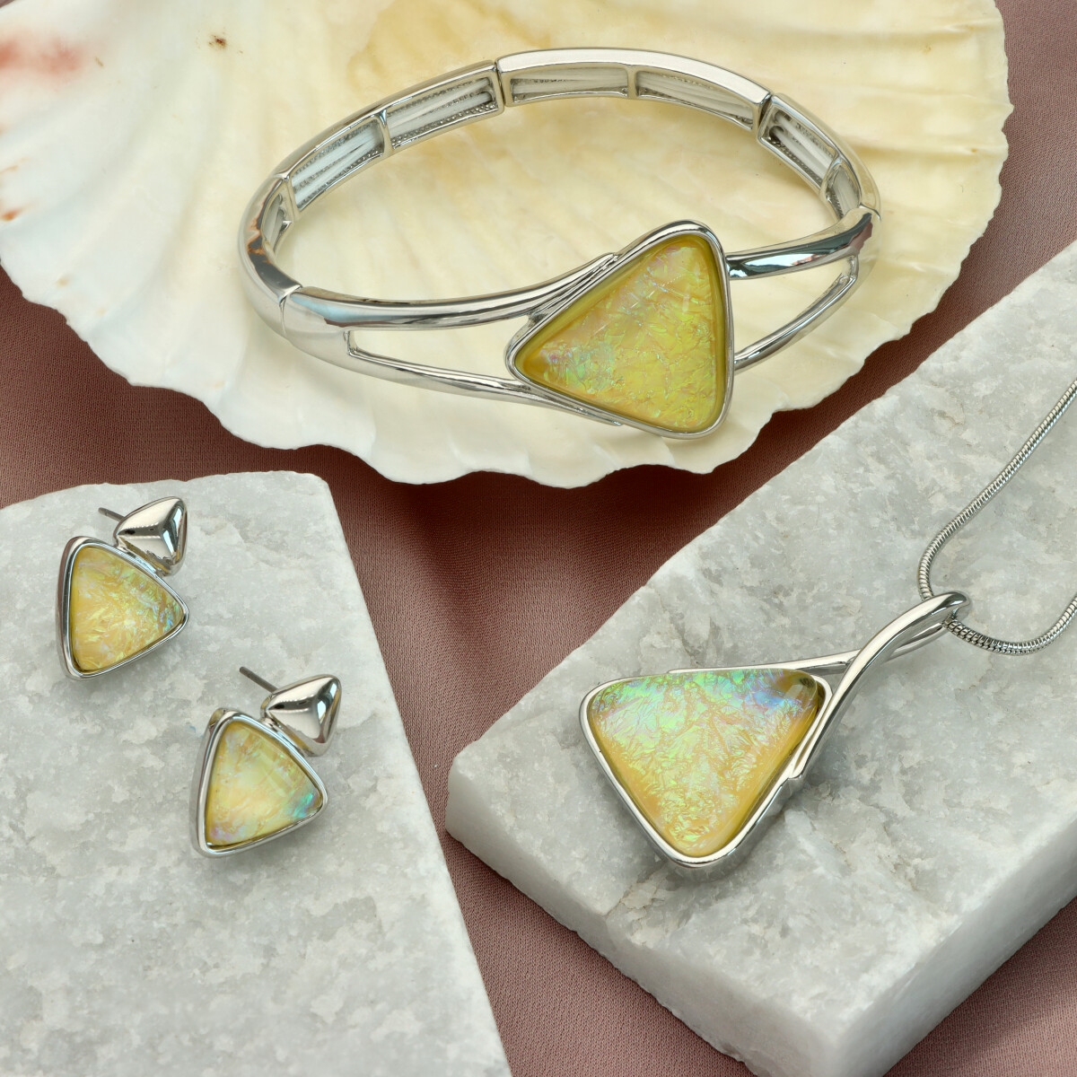 Náramek DELTA B97624