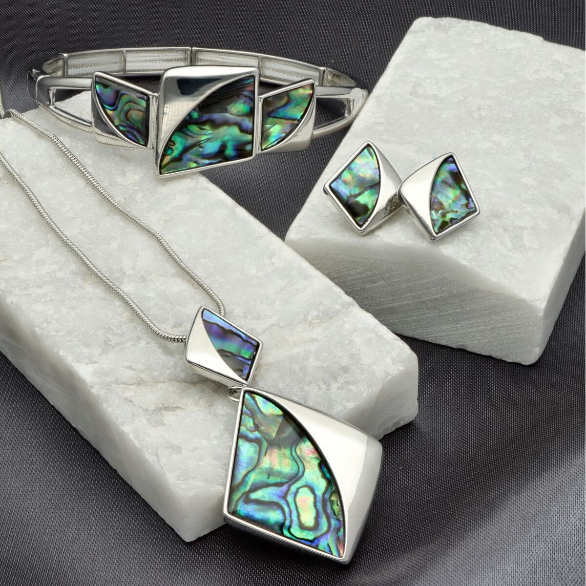 Náhrdelník CAMELIA N97539